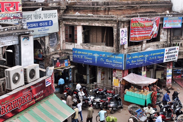 gol darwaza chowk area lucknow street photography