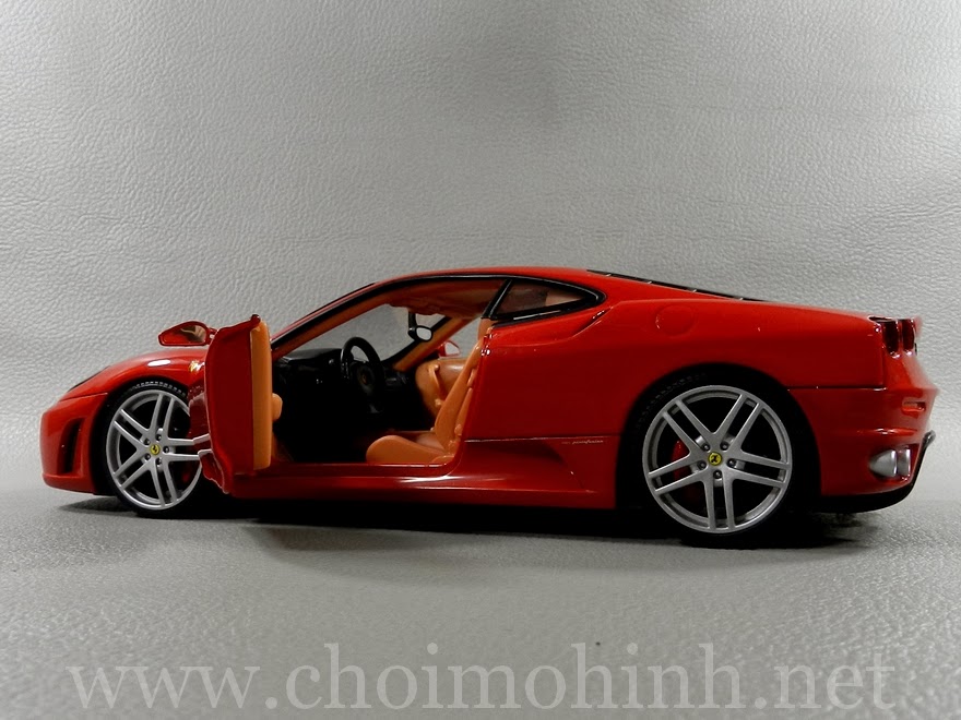 Ferrari F430 RED 1:18 Hot Wheels door