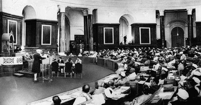 Oscar Education: The Constituent Assembly