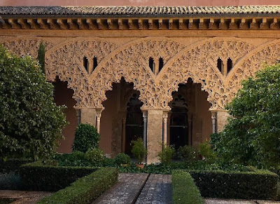 Interior del Palacio de la Alfajería