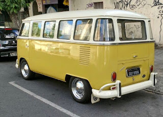 kombi antiga amarela