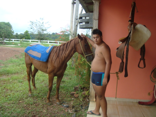 Filho de Deise se divertindo.