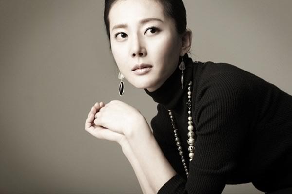  Yum Jung Ah