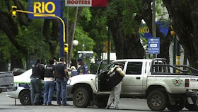 La policía se prepara durante el Robo del siglo en Argentina