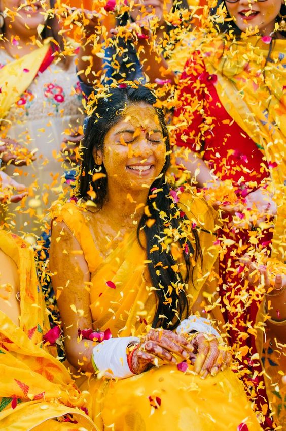 Best Photography Pose During Haldi ceremony