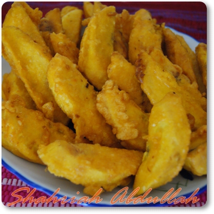 The Writer's CooKING!: PISANG TANDUK GORENG KELAPA KERING