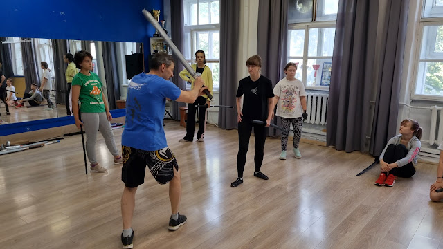 Фехтование мечом катаной - базовые удары в школе кендзюцу Katana Club