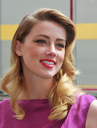 Amber Heard smiling