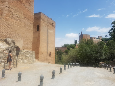 Las Torres Bermejas with La Alhambra across the way