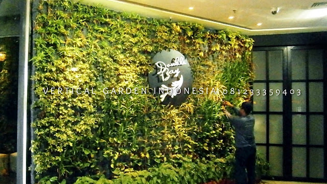 VERTICAL GARDEN INDONESIA SPESIALIS JASA PEMBUATAN VERTICAL GARDEN DI PEMALANG JAWA TENGAH DAN DI SELURUH WILAYAH JAWA TENGAH DENGAN TENAGA YANG PROFESIONAL DAN DAPAT DI PERCAYA YANG SELALU MENGUTAMAKAN SEBUAH MUTU DAN KUALITAS PEMASANGAN VERTICAL GARDEN/TAMAN DINDING, JASA TUKANG TAMAN VERTICAL PEMALANG JAWA TENGAH, JASA VERTICAL GARDEN PEMALANG JAWA TENGAH