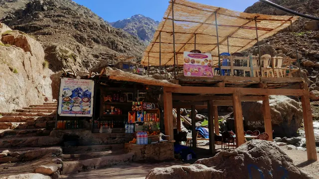 najwyższy szczyt Maroka, Jebel Toubkal, trekking na jebel toubkal, trekking maroko, trekking atlas wysoki