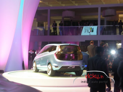 Maruti Suzuki rIII (r3) live New delhi auto expo 2010