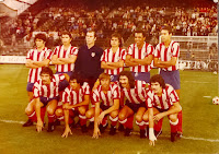 CLUB ATLÉTICO DE MADRID. Temporada 1977-78. Aguilar, Alberto, Reina, Marcelino, Luis Pereira, Eusebio. Capón, Rubén Cano, Herencia, Rubén Ayala y Leal. CLUB ATLÉTICO DE MADRID 1 REAL BETIS BALOMPIÉ 1 Domingo 18/09/1977, 20:00 horas. Campeonato de Liga de 1ª División, jornada 3. Madrid, estadio Vicente Calderón. GOLES: 1-0: 81’, Rubén Ayala. 1-1: 87’, Mühren.