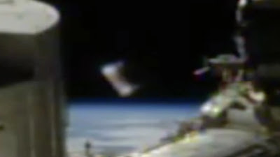 NASA totally ignores UFO flying past the ISS.