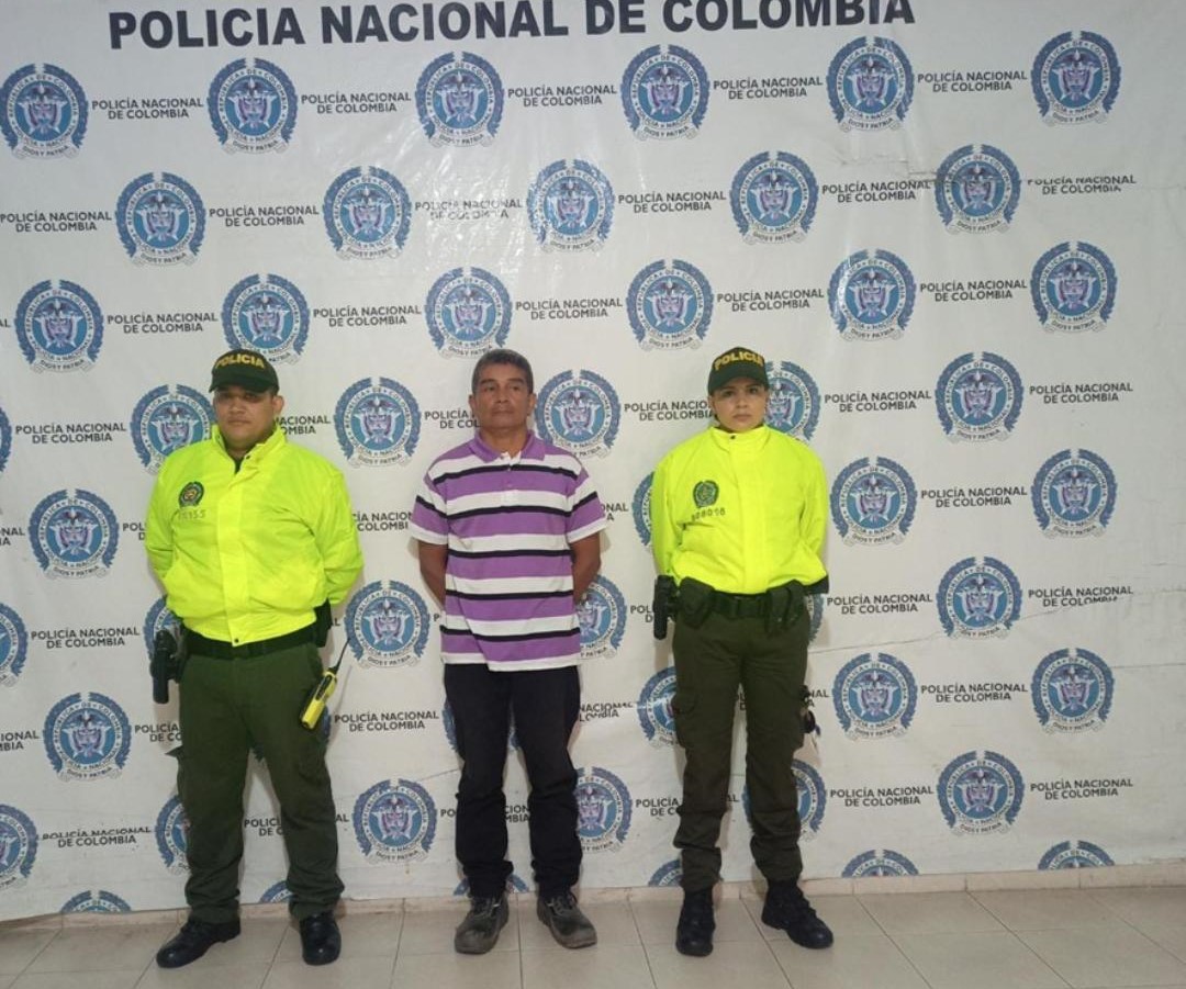 https://www.notasrosas.com/Policía Cesar captura en Valledupar, a un ciudadano por Acceso Carnal Abusivo Con Menor de 14 Años
