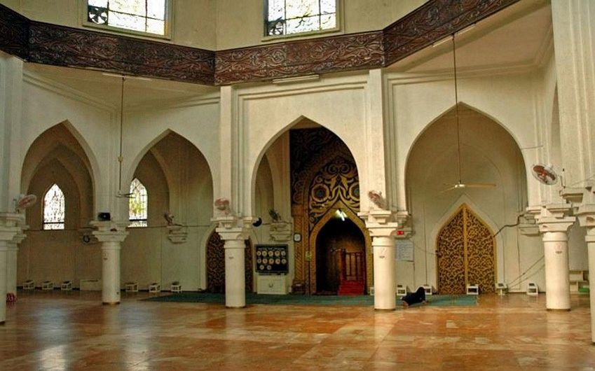 Bentuk Cat Interior Masjid  Minimalis RUMAHMINIMALISPRO com