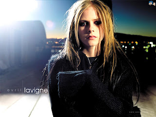 Free non watermarked wallpapers of Avril Lavigne at Fullwalls.blogspot.com