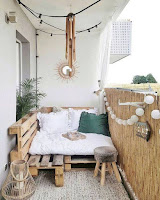 Terrazas y balcones decorados con pallets de madera