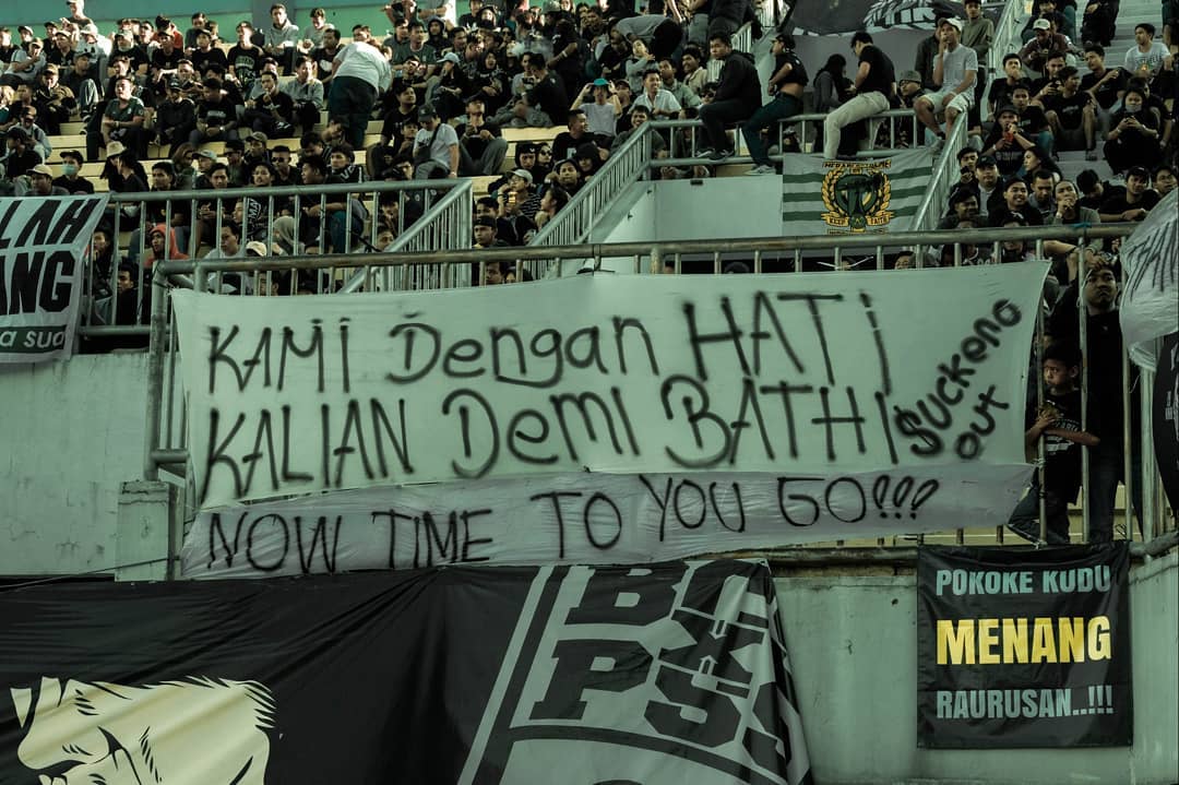 Brigata Curva Sud - PSS vs Bali United | 6.11.2019 - WorkingclassdotID