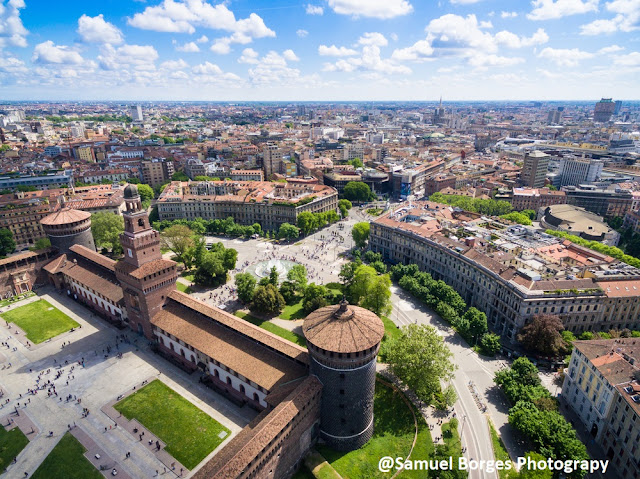  foto com vista de Milão e do castelo Sforza  