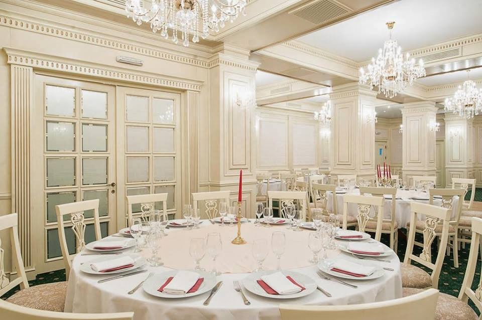 Design interior restaurante stil clasic Bucuresti-Brasov