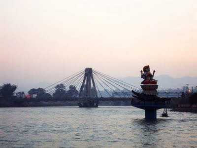 Posted by Vibha Malhotra on PHOTO JOURNEY : Journey to Haridwar - Har ki Paudi: Idol of Goddess Saraswati in the Middle of the River @ Har ki Paudi, Haridwar