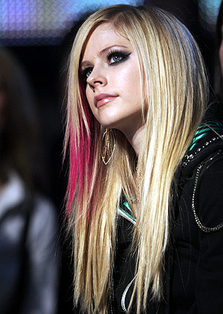 avril lavigne Then she went through the Goth period dressing entirely in 