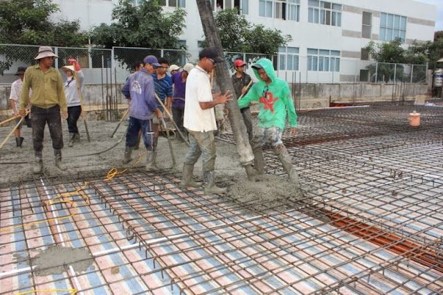 So sánh hai loại bê tông tự trộn và bê tông thương phẩm