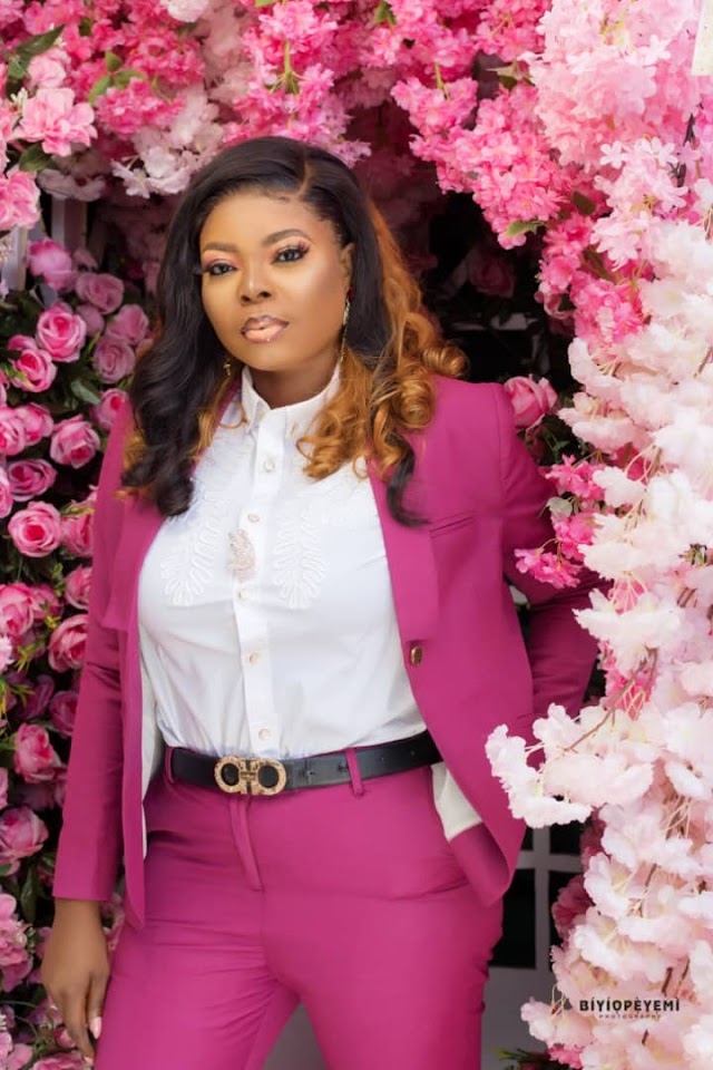 Celebrating the beautiful lady of Style, Bimpe Adedeji, CEO of Lindazakitchen & Bar