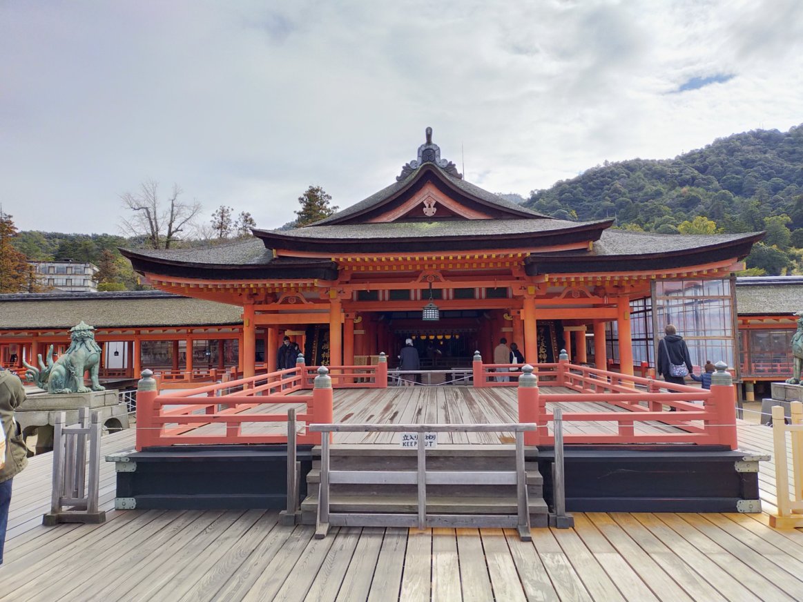 神の宿る 宮島 で 鹿に会ったり 国宝 厳島神社 に行ったりした時のリポートです 前編 Adhd主婦カナリの備忘録