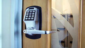 Reno locksmith key-less entry lock system