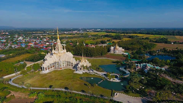 Wat Non Kum Surrounding View