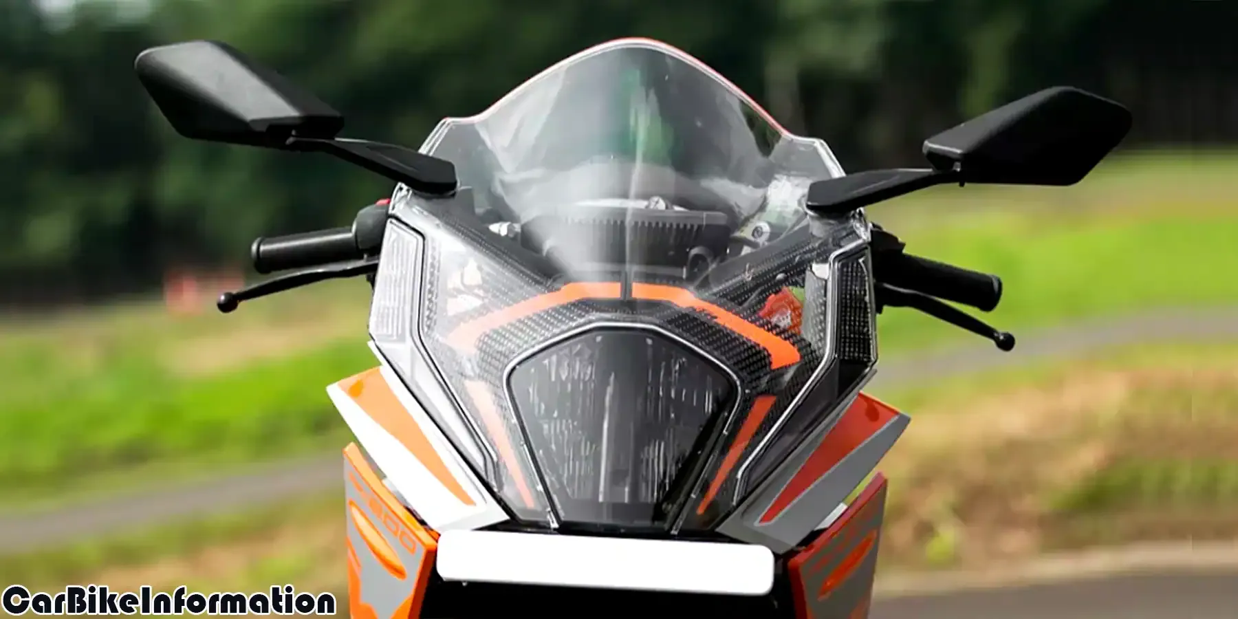 KTM RC 200 Front