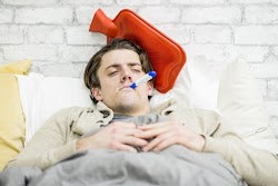 Ο πυρετός είναι η υψηλότερη-από-το-κανονικό θερμοκρασία του σώματος. Είναι ένα σύμπτωμα που μπορεί να προκληθεί από μια ευρεία ποικιλία ασθε...
