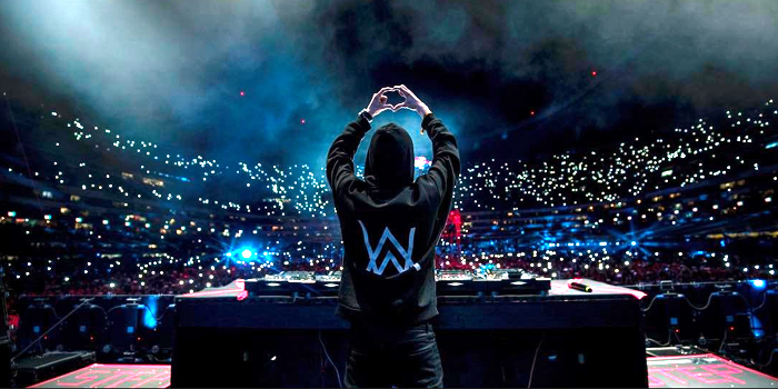 Alan Walker アラン ウォーカー の人気曲を紹介 Fadedのように美しい曲おすすめ Xperiaだけをレビューするブログ Alan Walker アラン ウォーカー の人気曲を紹介 Fadedのように美しい曲おすすめ Xperiaだけをレビューするブログ