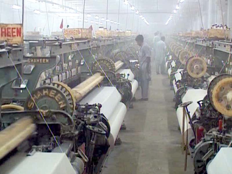 Power looms industry of Faisalabad destroyed.