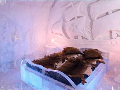 DORMITORIOS DE HIELO DEL QUEBEC ICE HOTEL BEDROOMS