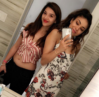 Mehreen Pirzada with Cute and Lovely Smile with her Friend