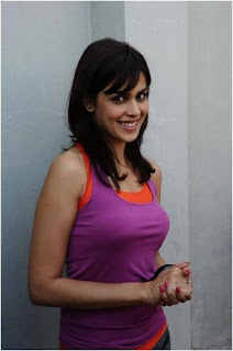 Actress Genelia Hot Latest Photo Gallery