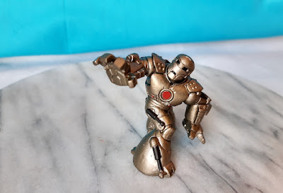 Mini boneco Marvel super hero squad Iron Monger.  7 cm. R$ 30,00