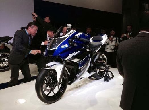 Gallery New Yamaha R25 2014 - Indonesia Motorcycle