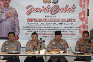 Irwasda Polda  Sulsel Gelar Jumat Curhat Di Dapur Ide, Warga Keluhkan Kenakalan Remaja