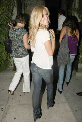 Kristin Cavallari Thin T-shirt Pics