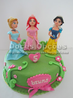 bolo princesas disney