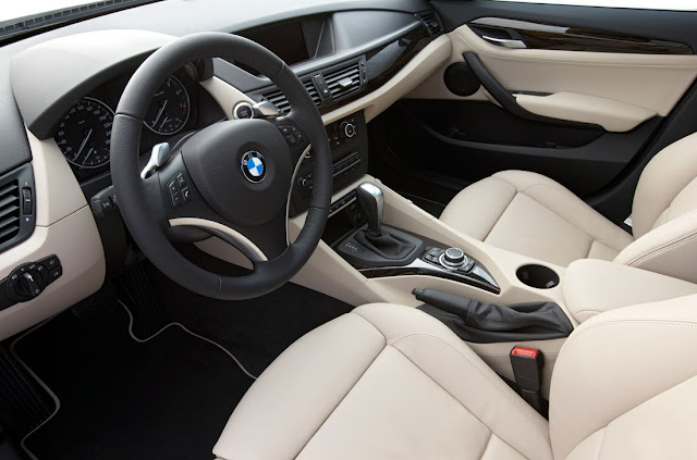 2017 BMW X1 interior