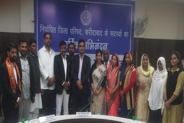 Small-government-administered-oath-in-Faridabad