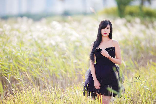 Kim Ha Yul - Black Dress Outdoor