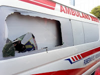 Gubernur DKI: Petugas Ambulans Kami Ada yang Terluka