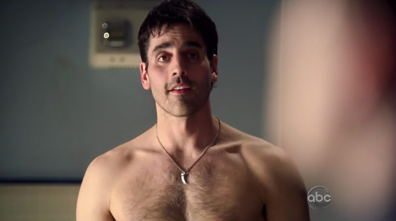 Ben Bass Shirtless on Rookie Blue s1e01