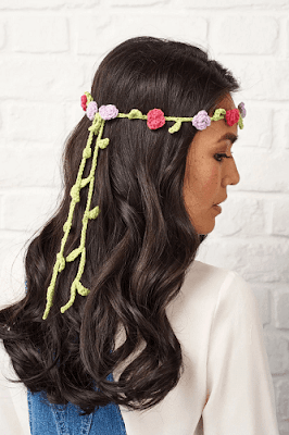 Spring Hairstyle Ideas flowers in hair